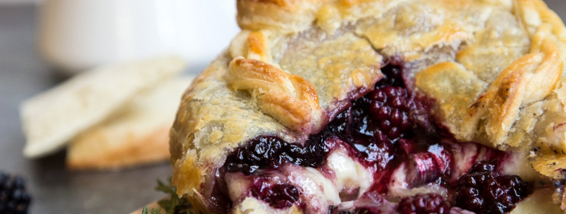 Blackberry Thyme Baked Brie En Croute