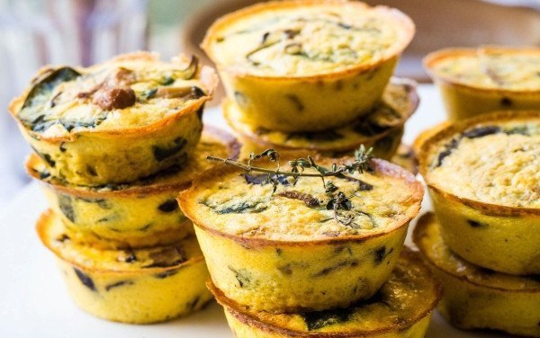 Mini Quiches de Cogumelos e Espinafres