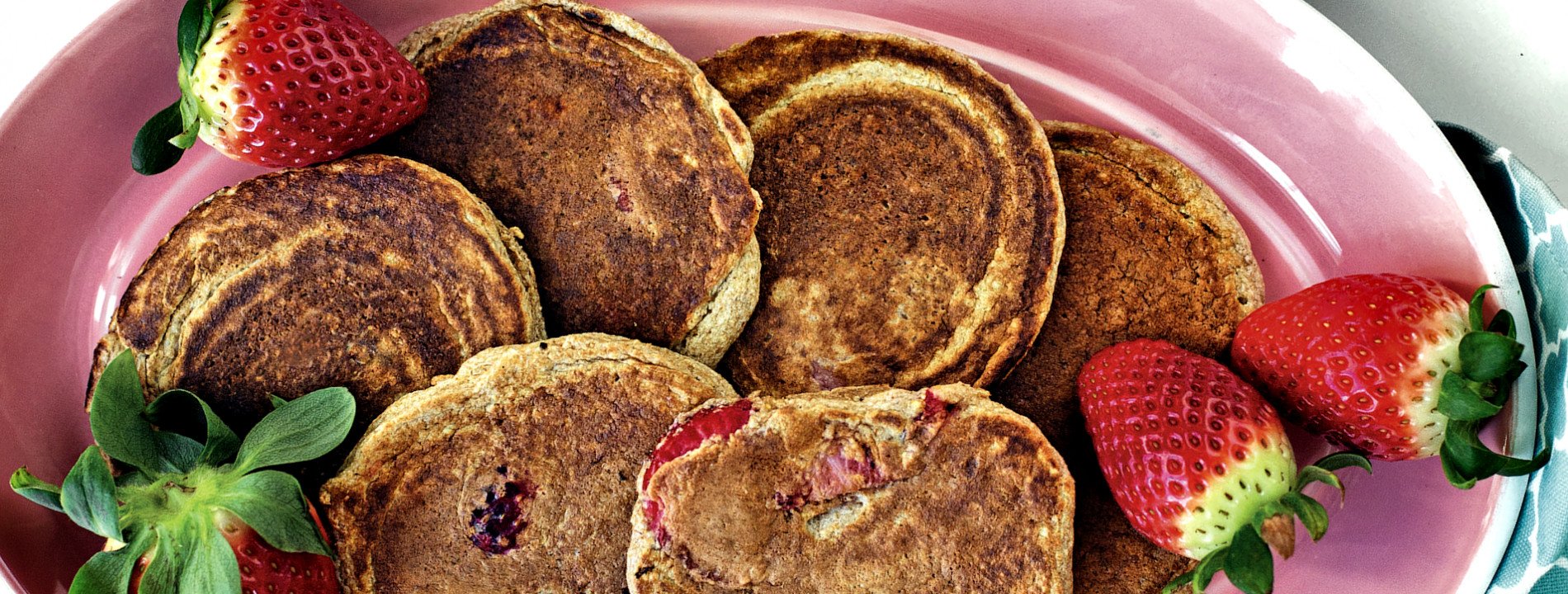 Mini Oat and Strawberry Pancakes