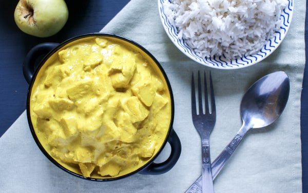 Chicken Curry with Ginger, Apple and Cinnamon