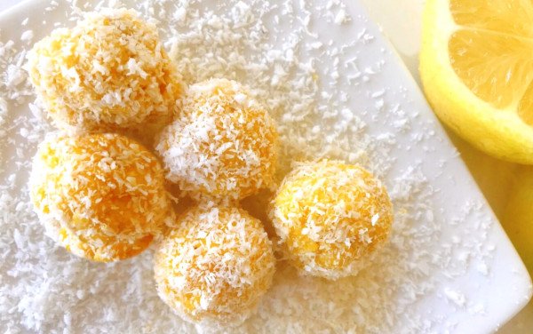 Coconut and lemon balls