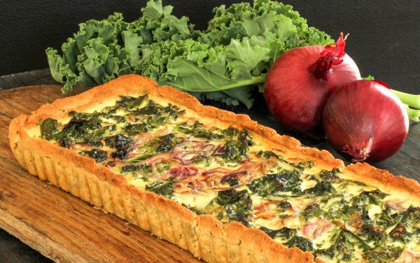 Tarte de Kale e Cebola Roxa